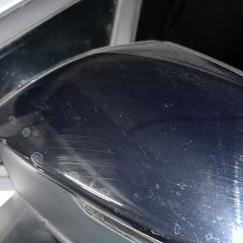 Toyota C-HR 2024: Deri ve Ayna Çizik Sorunu