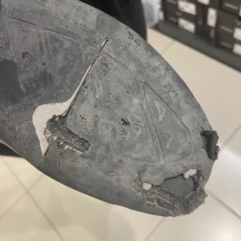 Halı Saha Ayakkabısının Beklenmedik Aşınma Sorunu