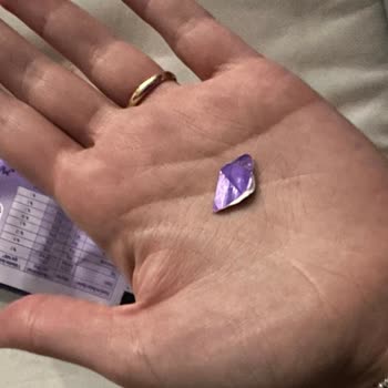 Milka Çikolata İçinden Kağıt Parçası Çıktı