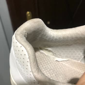 Skechers Ayakkabının Beklenmedik Kalite Sorunu