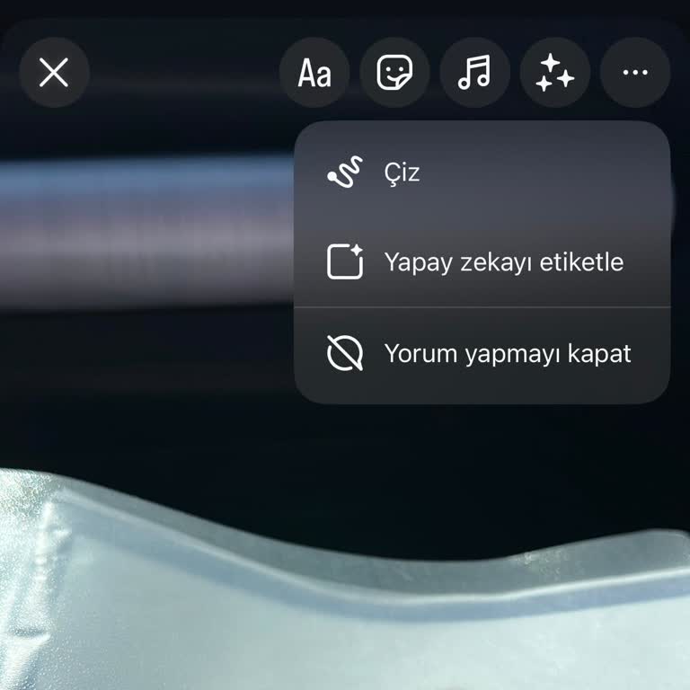 Instagram'da Kaydetme Butonu Sorunu: Çözüm Bekleyen Bir Müşteri Deneyimi