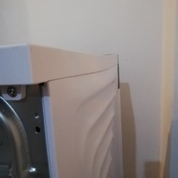 Media Markt'tan Aldığım Hasarlı Çamaşır Makinesi İçin Çözüm Bekliyorum