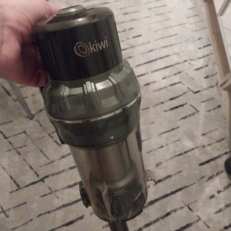 Kiwi Dikey Süpürgenin Dayanıksız Toz Haznesi Sorunu