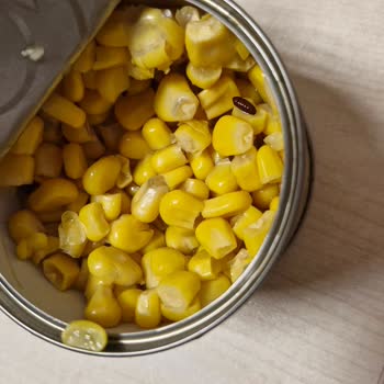 Tukaş Konserve Mısırdan Böcek Çıkması