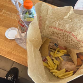 Eksik Ürünler Ve İade Sorunu: Saloon Burger Ve Yemeksepeti Hayal Kırıklığı