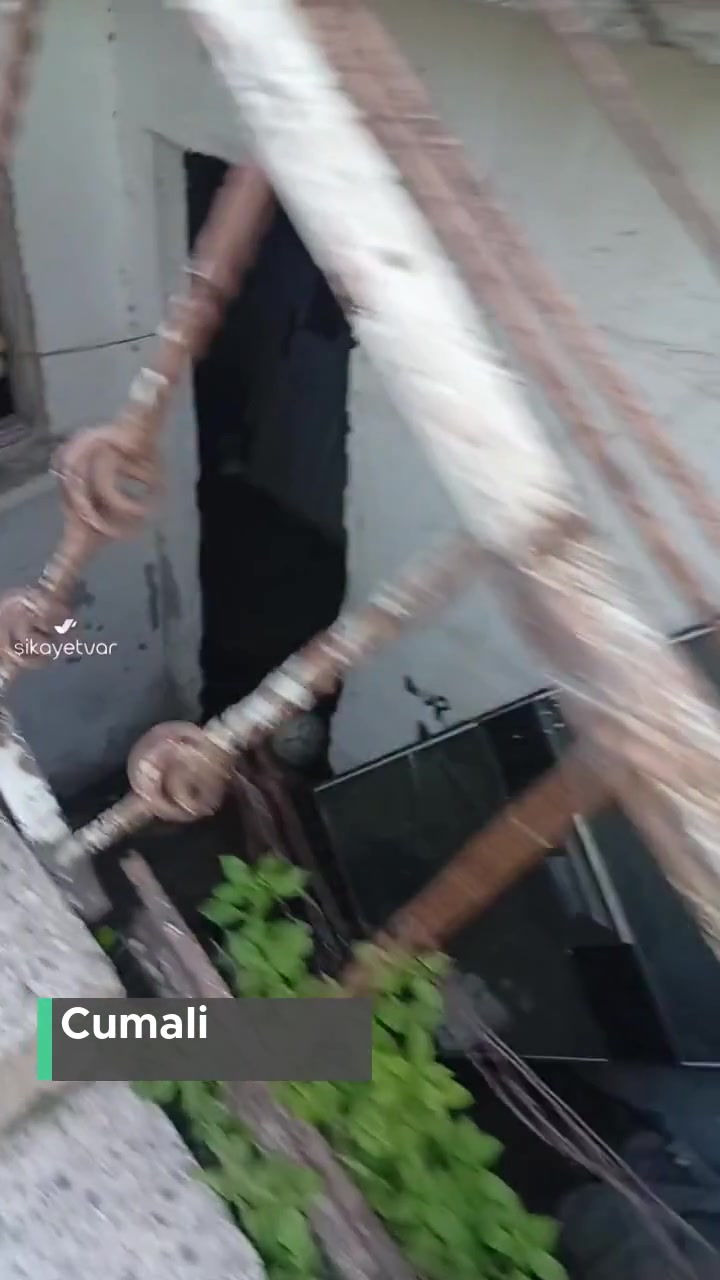 İSKİ Genel Müdürlüğünde Çalışan Personeller İlgilenmiyor videonun kapak resmi