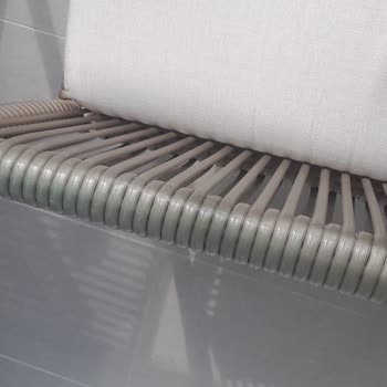 Vavrattan'dan Aldığım Oturma Takımı Renk Attı Ve Soyuldu