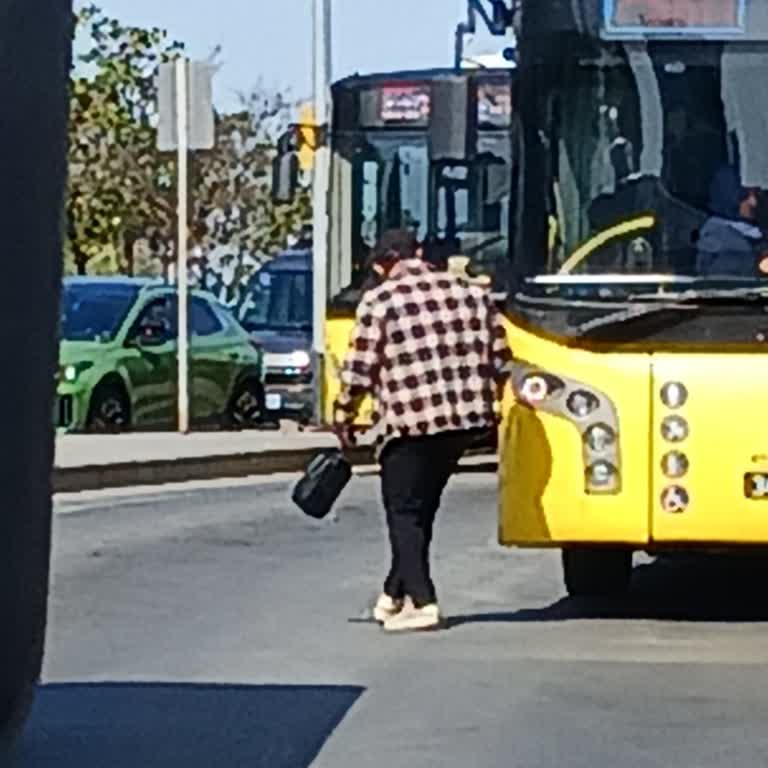 İETT Otobüsünde Yolcu Mağduriyeti