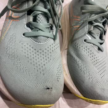 Asics Gel-Nimbus26: Delinen Ayakkabı Ve Yetersiz Müşteri Hizmeti