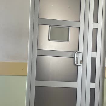 Eskişehir Diş Hastanesi'nde İlgisizlik Ve Bekleme Sorunu