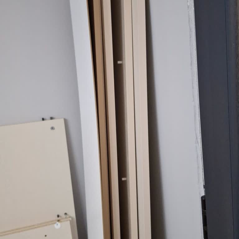 Eksik Parçalı Dolap Ve İletişim Sorunları