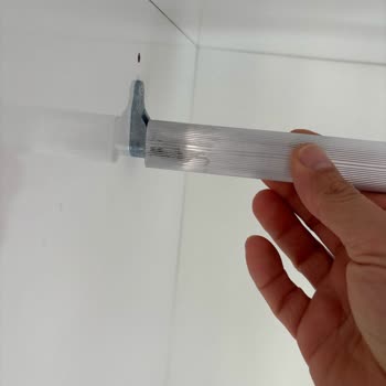 Hasarlı Gardırop Ve Yetersiz Müşteri Hizmeti