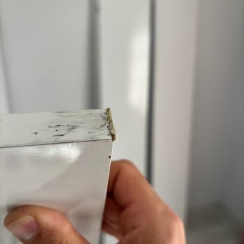 Hasarlı Gardırop Ve Yetersiz Müşteri Hizmeti