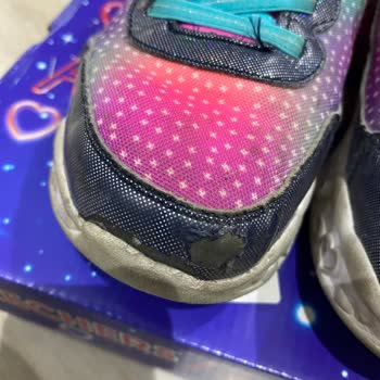 Skechers Botlar Beklentileri Karşılamıyor