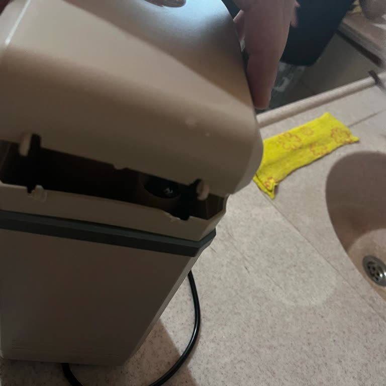 Karaca Kahve Makinesi: Bozuk Ürün Ve Kırık Kapak Sorunu