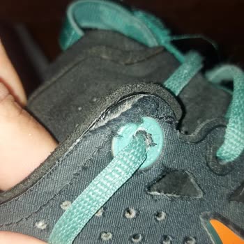 Nike Ayakkabılarının Hızla Deforme Olması Ve Sportive'nin İlgisizliği