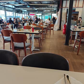 Seyrantepe Şubesinde Hizmet Eksikliği Ve Temizlik Sorunu