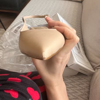 Ece'nin Butiği Deforme Gelen Ayakkabılar Ve Kalitesiz Ürün Deneyimi