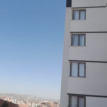 Kaçak Baca Sebebiyle Rahatsızlık Veren Koku Ve Duman