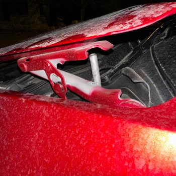 Peugeot 408: Küçük Çarpışma, Büyük Sorunlar!