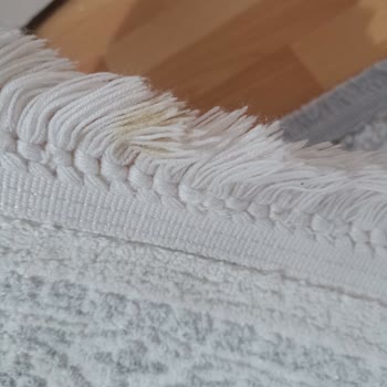 Demiröz Halı Yıkama İstanbul Lekeli Gelen Halılar