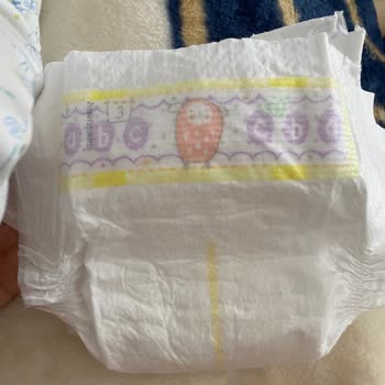 Hijyen Skandalı: Bebek Bezinde Tanımlanamayan Karartı