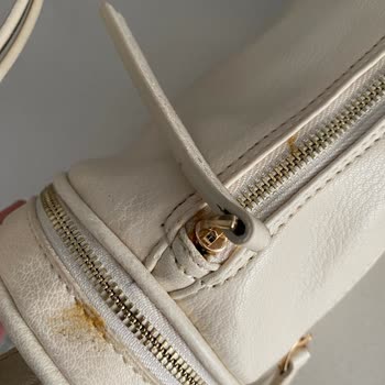 Lekeli Ürün Ve İletişim Eksikliği: Kremlin Outlet Hayal Kırıklığı!