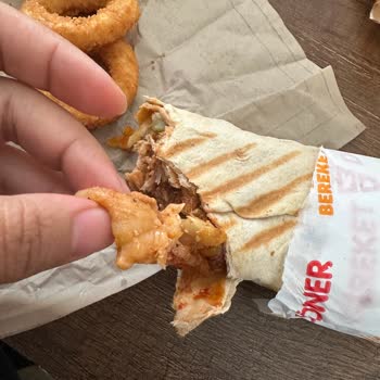 Bereket Döner Çiğ Tavuk Dönerle Sağlığımız Tehlikede!