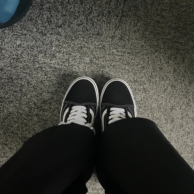 Yanlış Numara Ayakkabı Sorunu Ve Vans'ın İlgisizliği