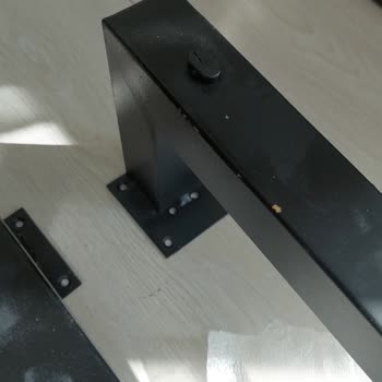 Siteler Ak Mobilya Yanlış Renkte Gelen Kanepe Ayakları ve İlgisizlik