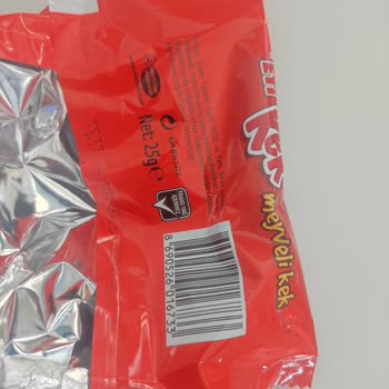 Eti Meyveli Kek: Eskiden Lezzetli, Şimdi Hayal Kırıklığı