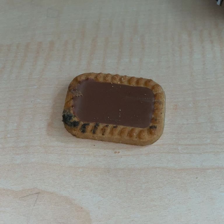 Eti Gıda Küflü Bisküvi İle Tehlikeli Deneyim