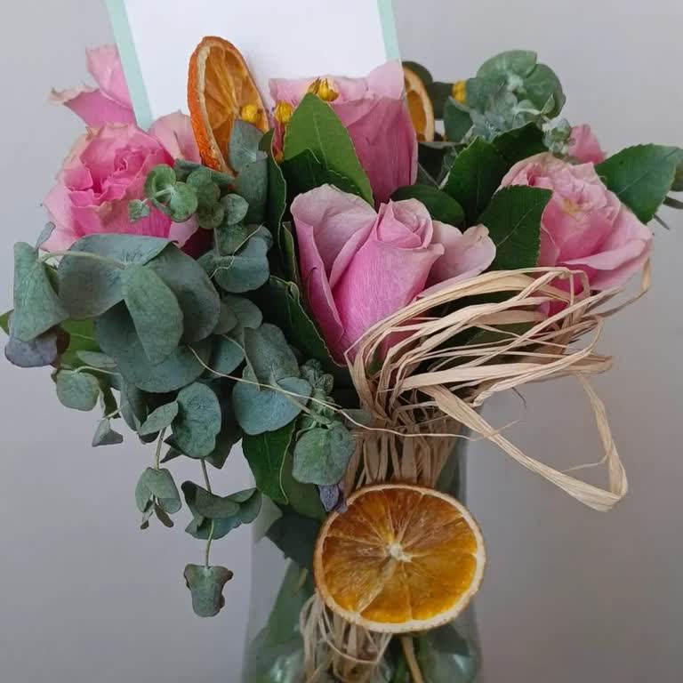 Solmuş Çiçeklerle Gelen Mahcubiyet