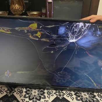 Kırık TV Ekranı Ve İade Sorunu