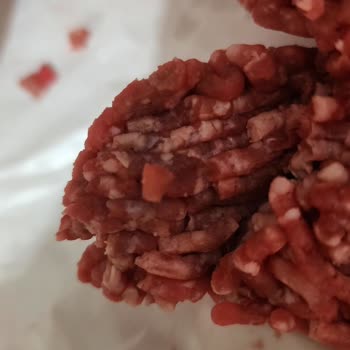 Çürümüş Kıyma Ve Umursamaz Hizmet