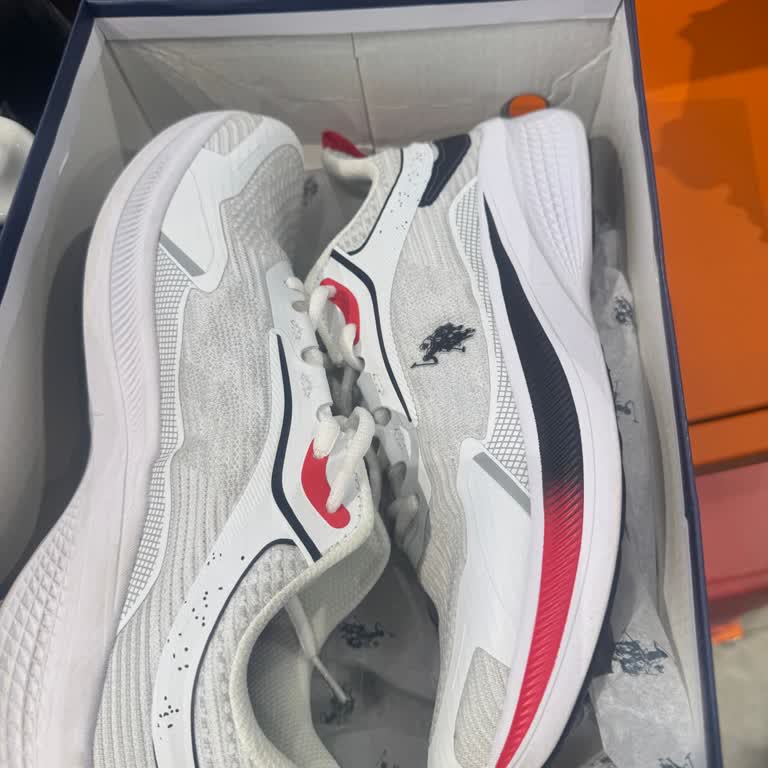 Diyarbakır'da Ayakkabı İade Sorunu