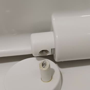 Vitra Klozet Kapağı: Kalite Beklentisini Karşılamıyor