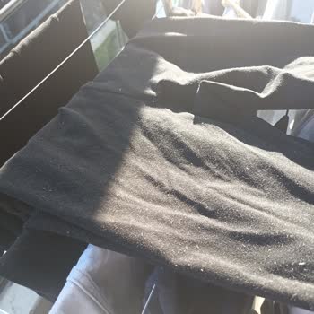 Bosch Çamaşır Makinesi Kıyafetleri Yıpratıyor Ve Tozla Kaplıyor