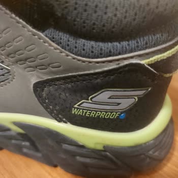 Su Geçiren Skechers Bot Ve Yetersiz Müşteri Hizmeti