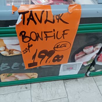 Şenpiliç Tavukları Yüzünden Hastanelik Olduk