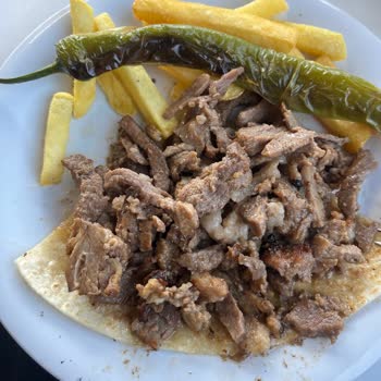 Köfteci Yusuf'ta Döner Deneyimi Hayal Kırıklığı