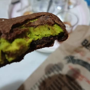 Beşiktaş Şubesinde Hijyen Sorunu: Alışverişte Kıl Şoku