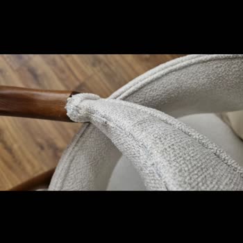 Yanlış Renk Ve Kalitesiz Montajla Gelen Sandalye