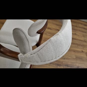 Yanlış Renk Ve Kalitesiz Montajla Gelen Sandalye