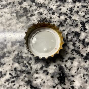 Sağlığımızı Tehdit Eden Paslı Soda Şişeleri