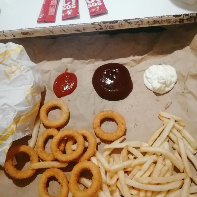McDonald's: Siparişte Eksik Pipet Ve Tuz Şoku!
