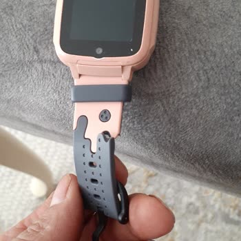 Garantili Saatin Kordonu Koptu, Servis Ücret Talep Ediyor