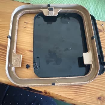 Banyo Seti Çöp Kovası Kapağı Sorunu