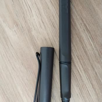 Amazon'dan Satın Alınan Kalemde Hayal Kırıklığı: Sahte Ürün Şüphesi