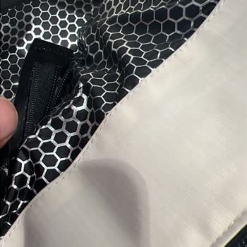 Avva Mağazasında Montun Kalitesi Ve Müşteri Hizmeti Sorunu